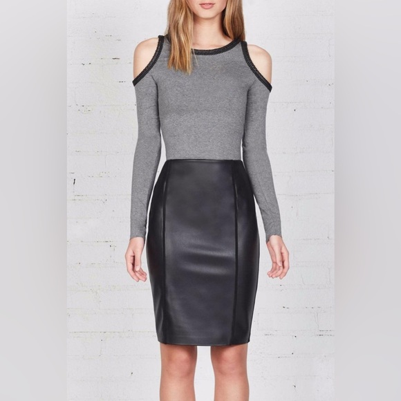 Bailey 44 Tops - Bailey 44 Cold Shoulder Harlow Top NWT